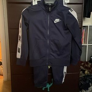 Nike Set Size 5/S